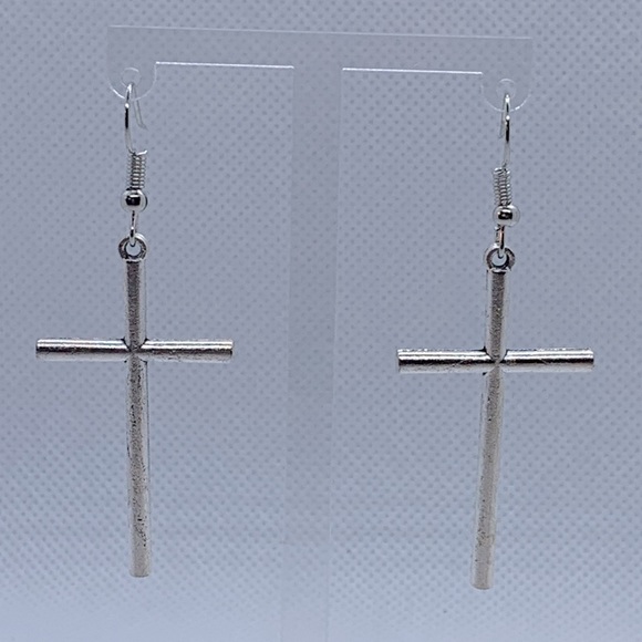 Jewelry - 🖤Pick Any 3 for $12🖤 Vintage Dangling Earrings